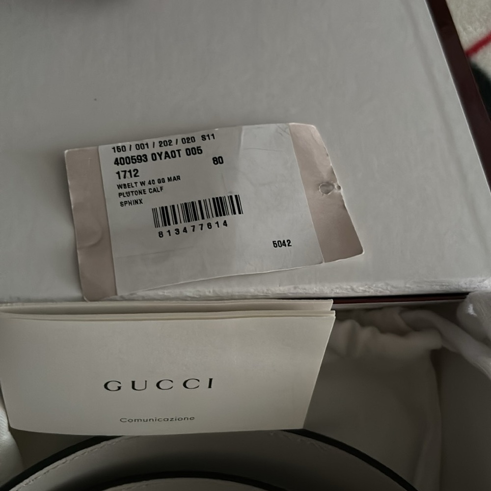 Gucci Taupe Leather Belt with Gold GG Buckle - Picture 5 of 7
